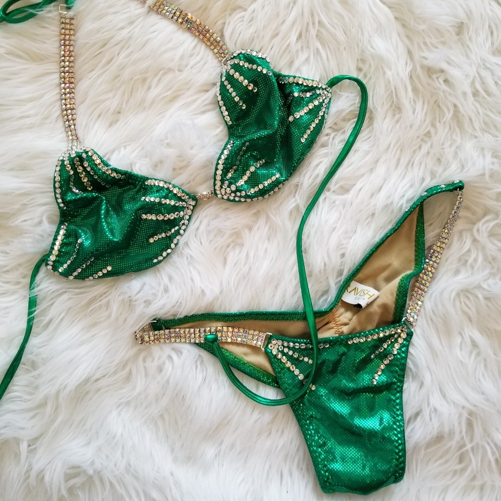 Green Crystal Competition Suit